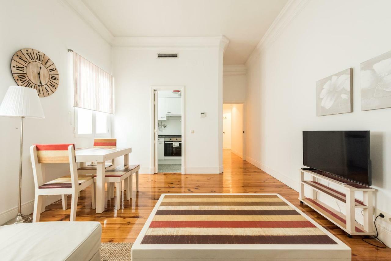 Apartamentos Alcala Madrid Eksteriør billede